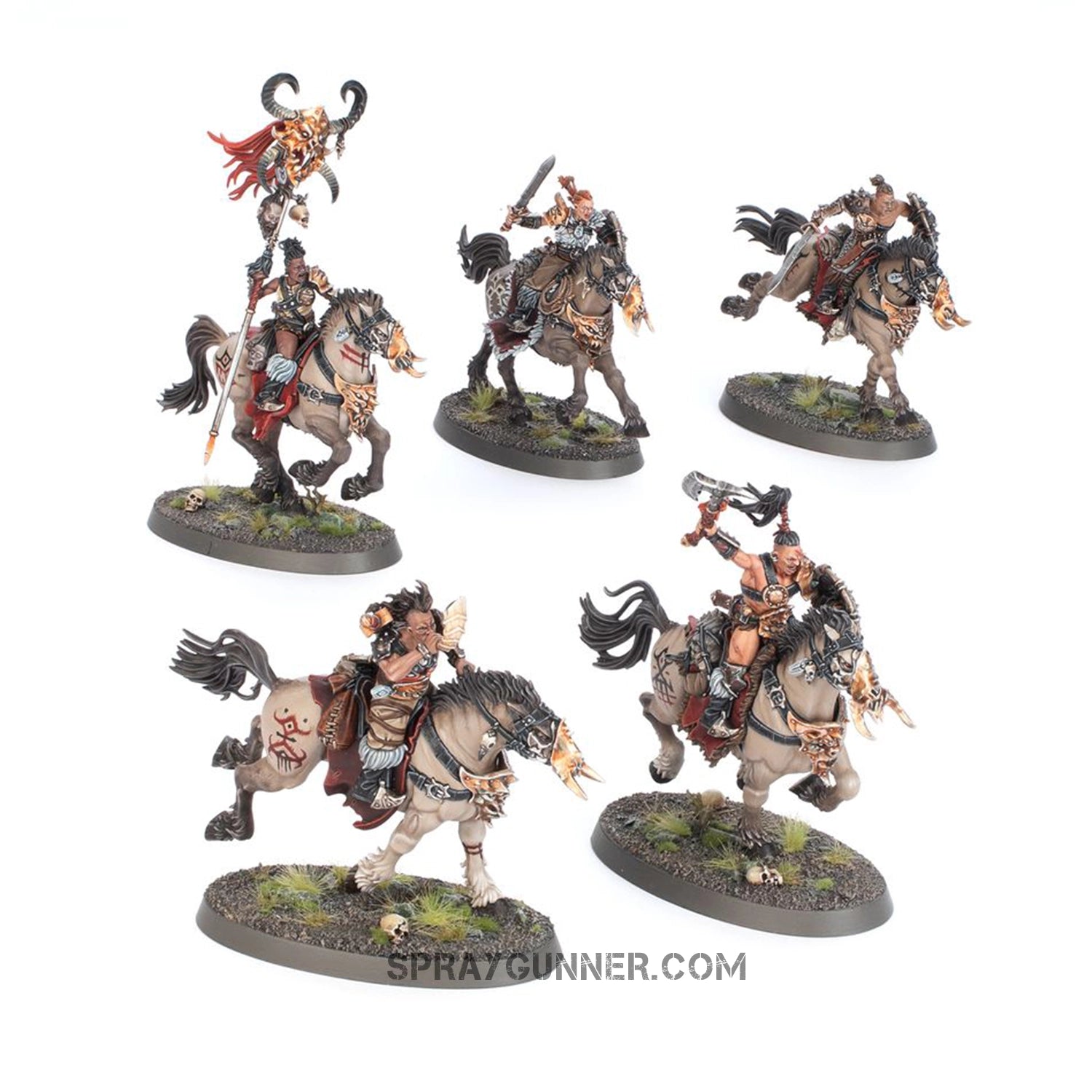 The box set Warhammer Spearhead: Slaves to Darkness - Darkoath Raiders contains 26 Citadel miniatures for Age of Sigmar. Perfect for chaotic battlefield domination.