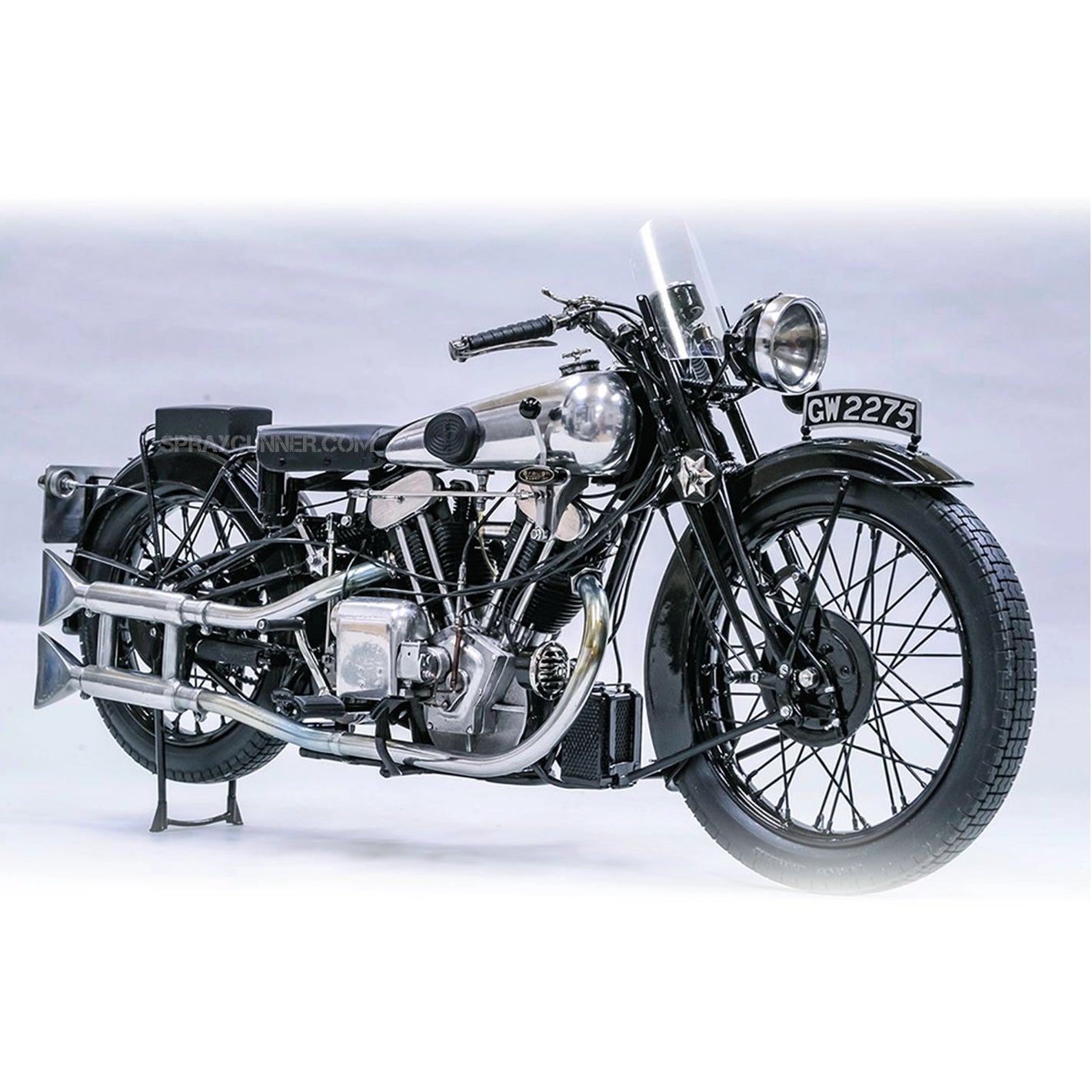 MODEL FACTORY HIRO 1/9 scale full-detail kit of the Brough Superior SS100. Highly detailed scale model kit for collectors and model-making enthusiasts.