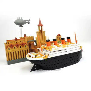 Titanic Port Scene & Vehicle Model Kit Suyata