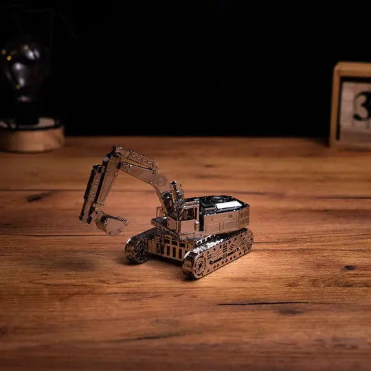 Tireless Digger Excavator Metal Model - SprayGunner
