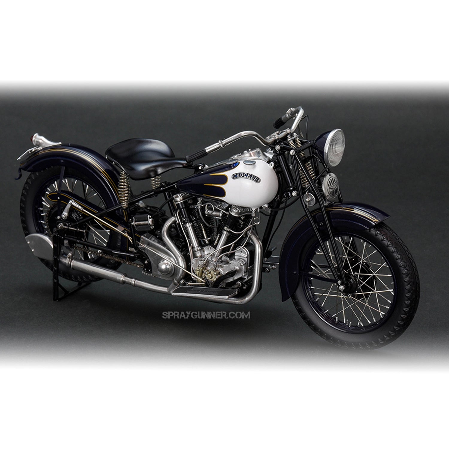 MODEL FACTORY HIRO: 1/9scale Fulldetail Kit : Crocker OHV "Big tank" 1939-1942 - SprayGunner