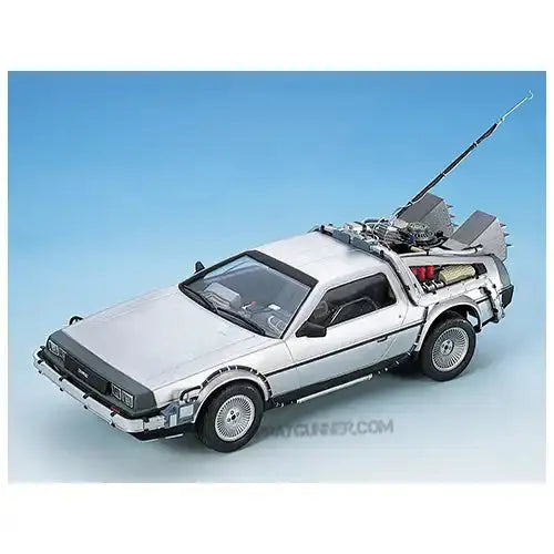 1/24 Back to the Future DeLorean Model Kit Aoshima Models