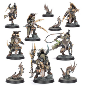 The scale model kit for Warhammer 40k Necromunda: Sha'dar Hunters and Arthromite Spinewyrms. contains intricate miniatures for combat at the table.