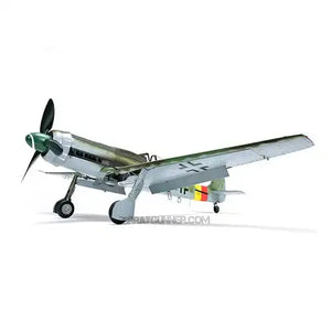 ZOUKEI-MURA 1/32 Focke-Wulf Ta 152 H-0 Model Kit VOLKS USA INC.