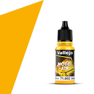 Vallejo Model Air: Medium Yellow (18ml)