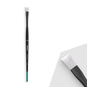 Vallejo Weathering Flat Synthetic Brush (Medium)