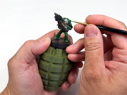 Modular "Grenade" shaped Painting Handle for figures