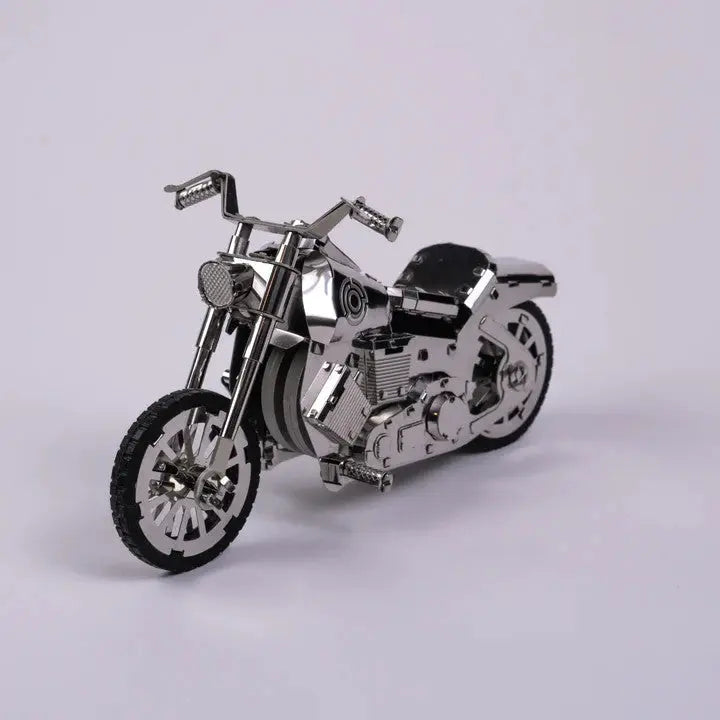 Roadway Fantasy Harley Motorcycle Metal Model - SprayGunner