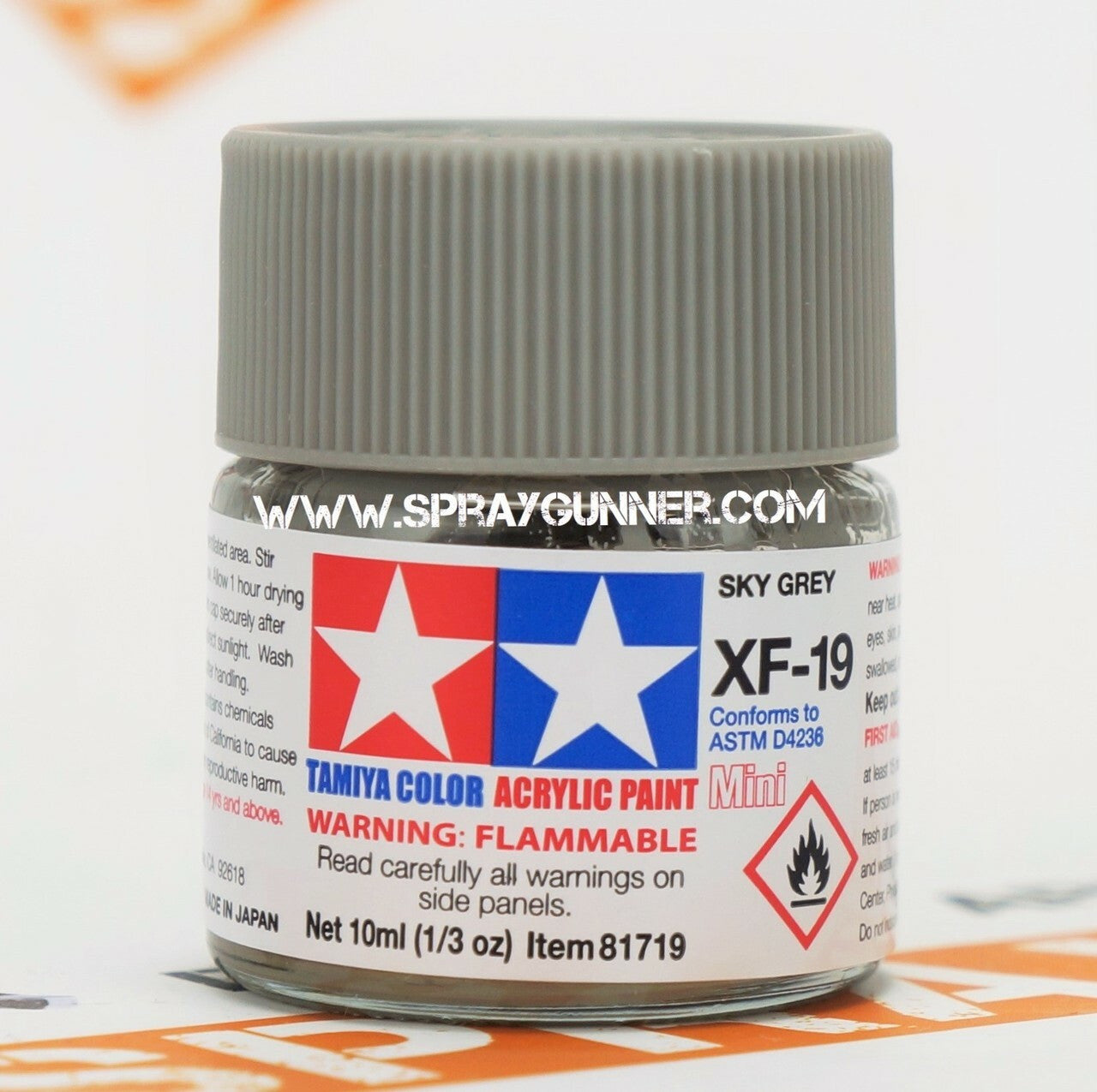 Tamiya Acrylic Model Paints: Sky Grey (XF-19)