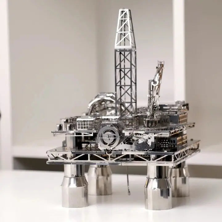 Treasure Finder Oil Rig Metal Model - SprayGunner