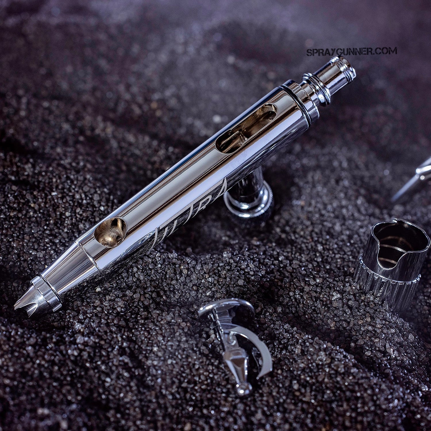 Used Harder & Steenbeck NEW ULTRA 2024 airbrush (new nozzle) Harder & Steenbeck at SprayGunner