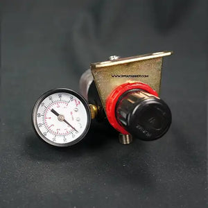 In-Line Low Pressure Air Regulator with Gauge and Moisture Trap Filter by NO-NAME Brand