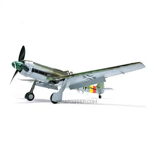 ZOUKEI-MURA 1/32 Focke-Wulf Ta 152 H-0 Model Kit